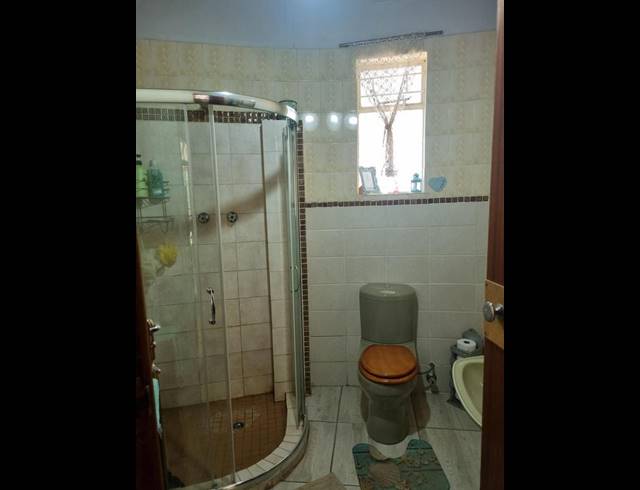 4 BEDROOM HOUSE FOR SALE IN MEYERHOF